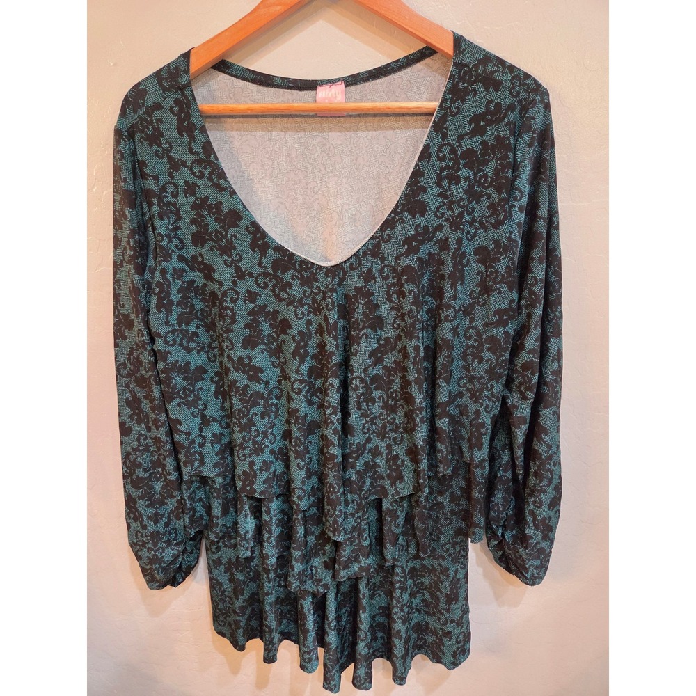 Flirty Pink Top Y2K Damask Tiered Ruffle V-Neck Long Sleeve Tunic Top 1X Blouse